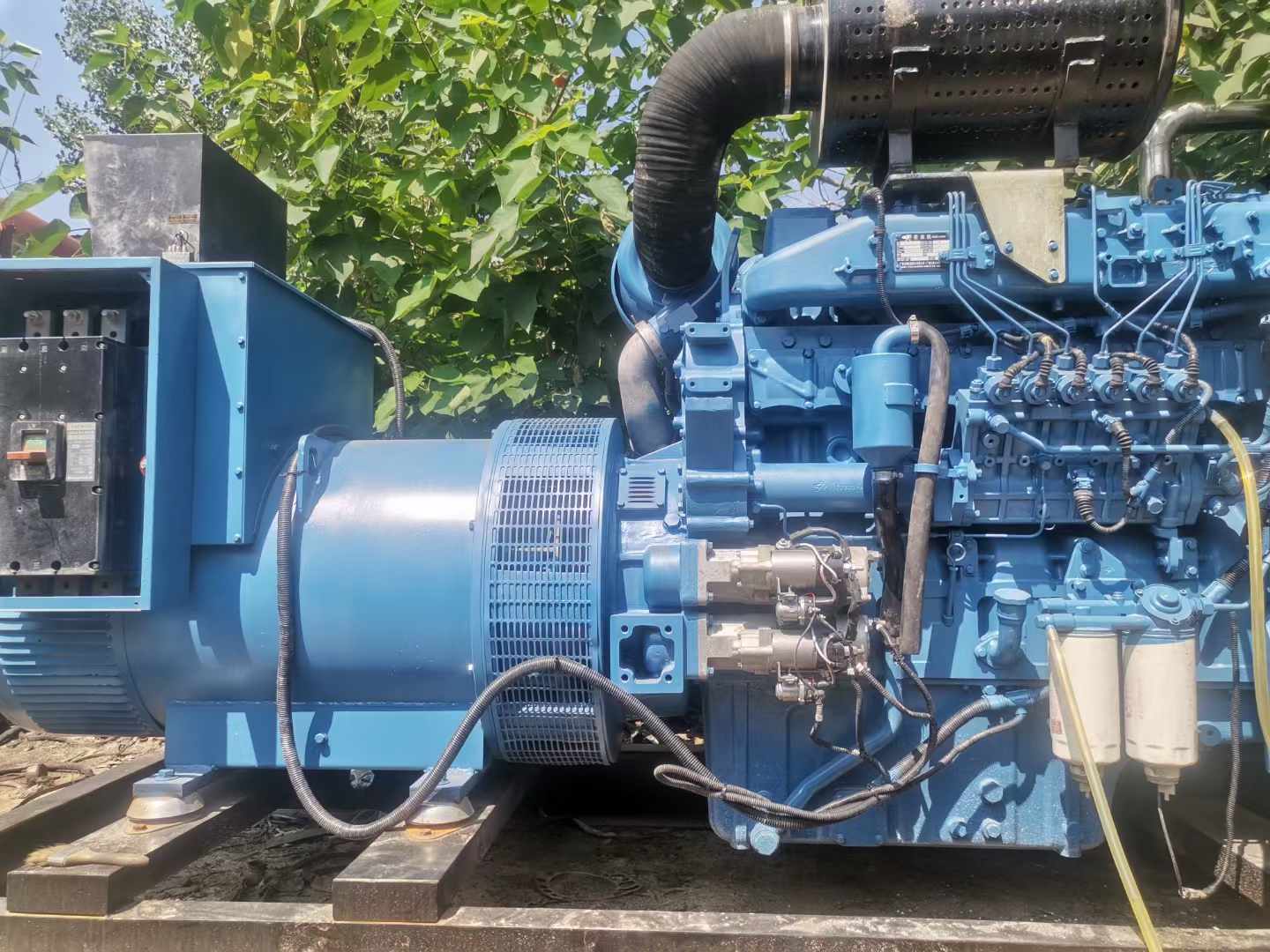 下花园详细说明降低 800kW 柴油发电机输出电流波动的方法