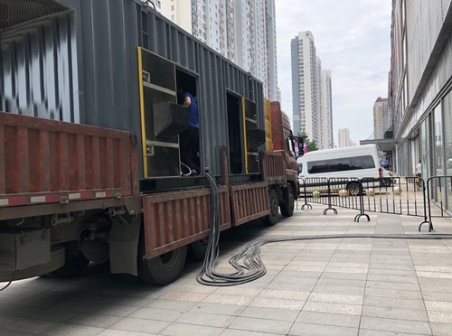 下花园低温环境下，柴油发电机组电池充满电的具体时间受哪些因素影响？